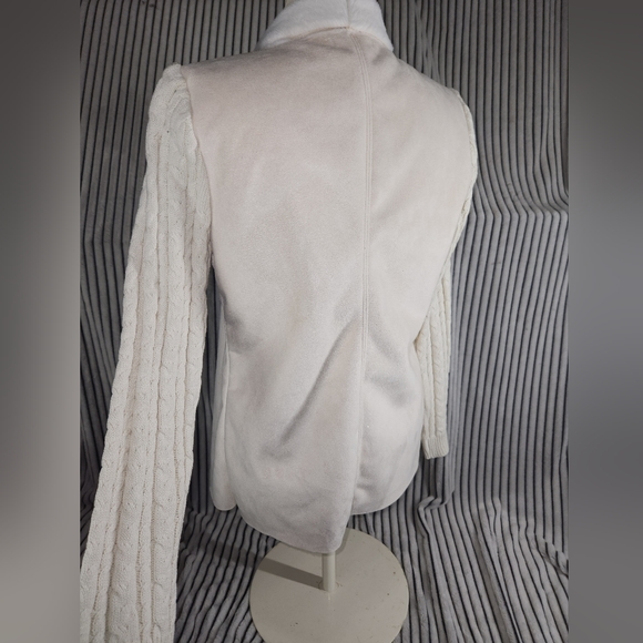 Gaby & Eden NWOT Women Ivory Faux Fur Jacket cardigan Size Large - Picture 5 of 14